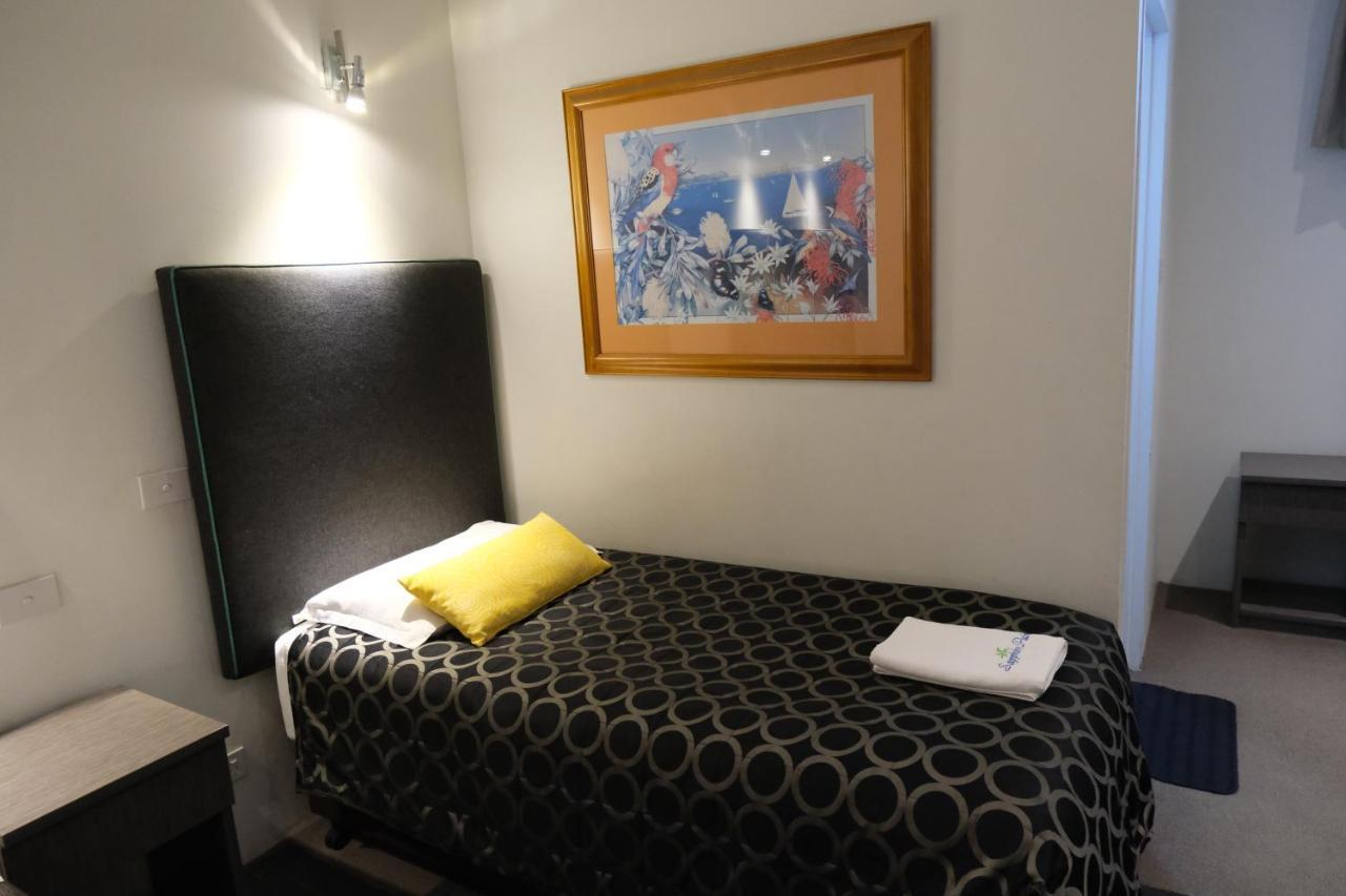 Sapphire Palms Motel Зе-Энтранс Экстерьер фото